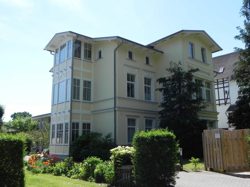 Villa Waldstrasse - Ferienwohnung Heringsdorf  Eksteriør billede